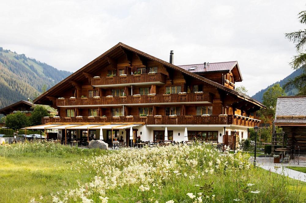 Hotel Alpenland Гстаад Екстериор снимка