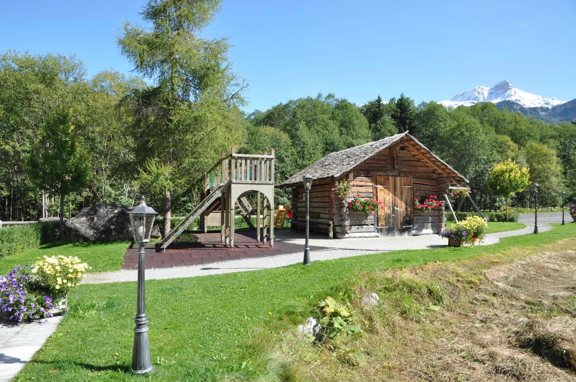 Hotel Alpenland Гстаад Екстериор снимка
