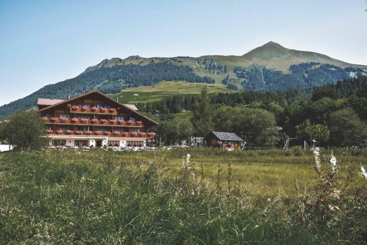 Hotel Alpenland Гстаад Екстериор снимка