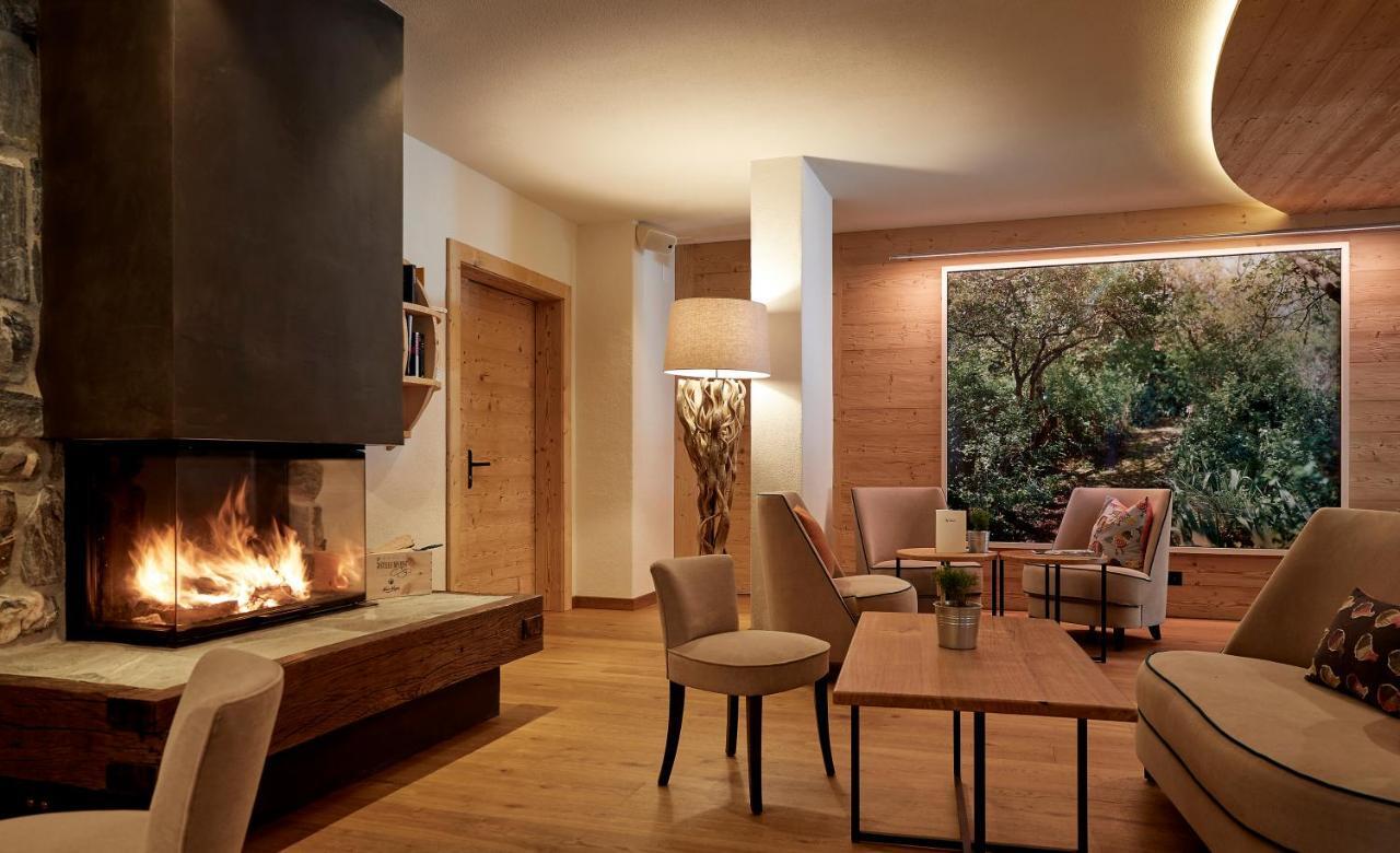 Hotel Alpenland Гстаад Екстериор снимка